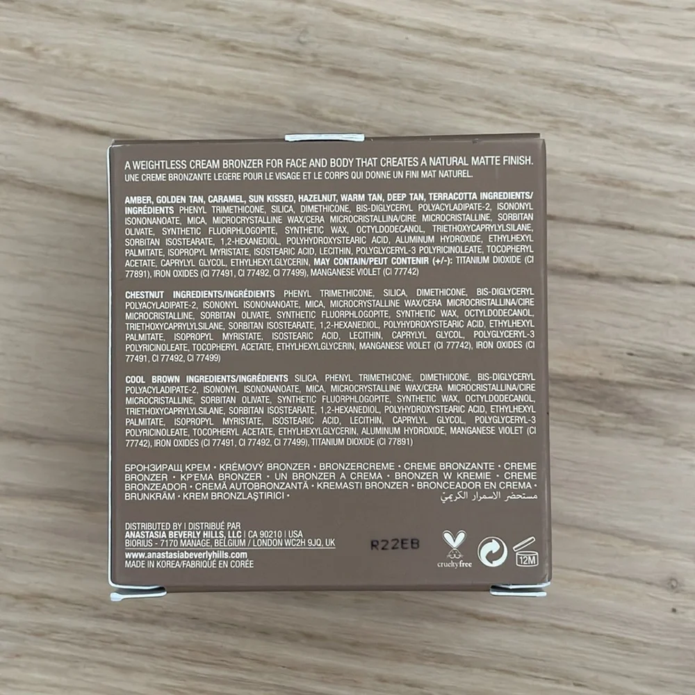 Anastasia Beverly Hills cream bronzer